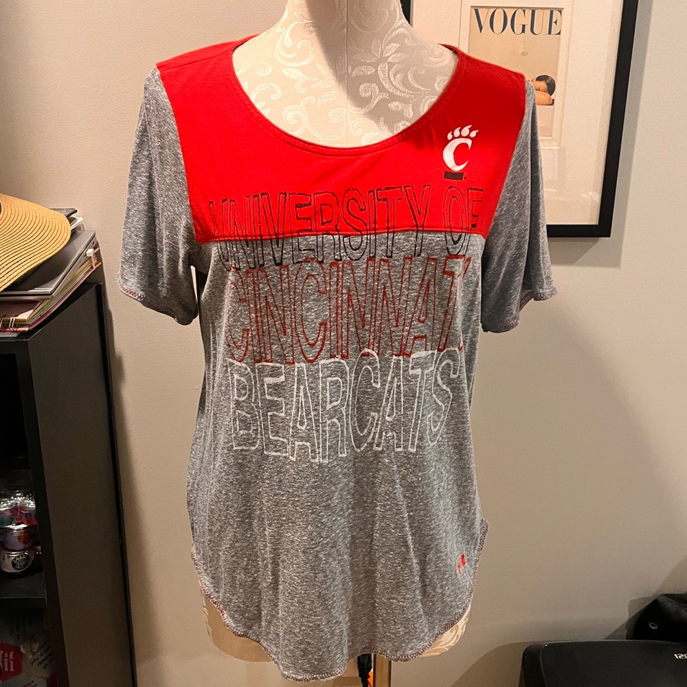 Under Armour UC short sleeves
